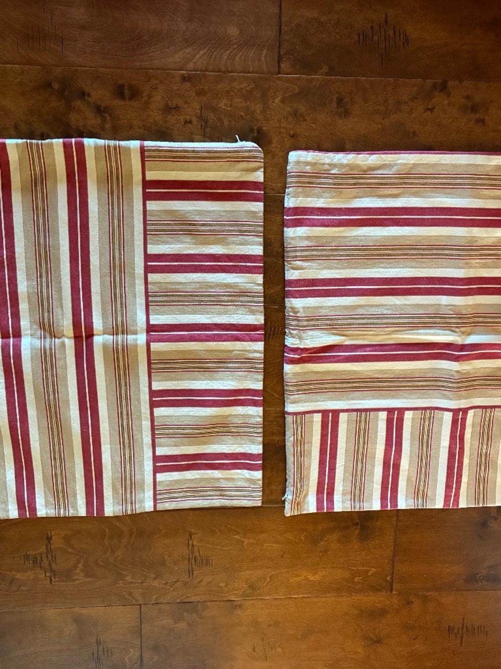 Pottery Barn 24” pillow shams, set of 2